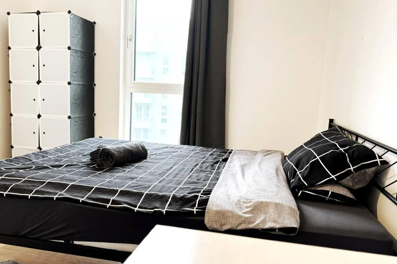 Holidayhome Apartments I Spacious 20Sqm Room In Berlin-Lichtenberg  Berlin